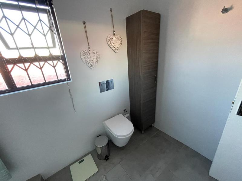 4 Bedroom Property for Sale in Kleinbosch Western Cape